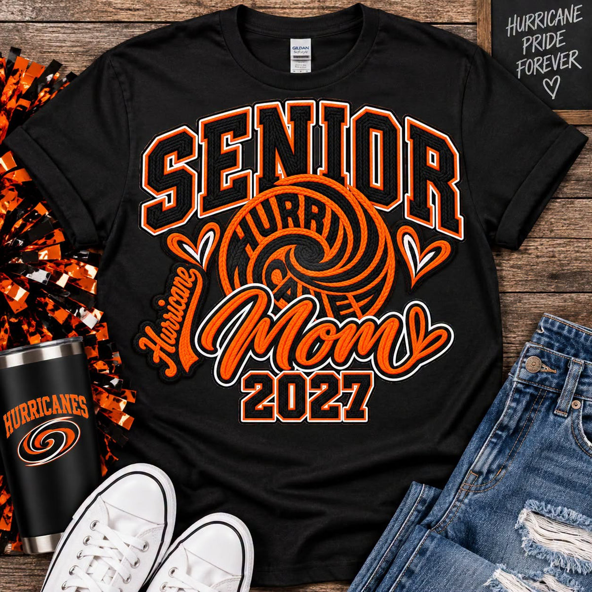 Hurricane Senior Mom 2027 T-Shirt