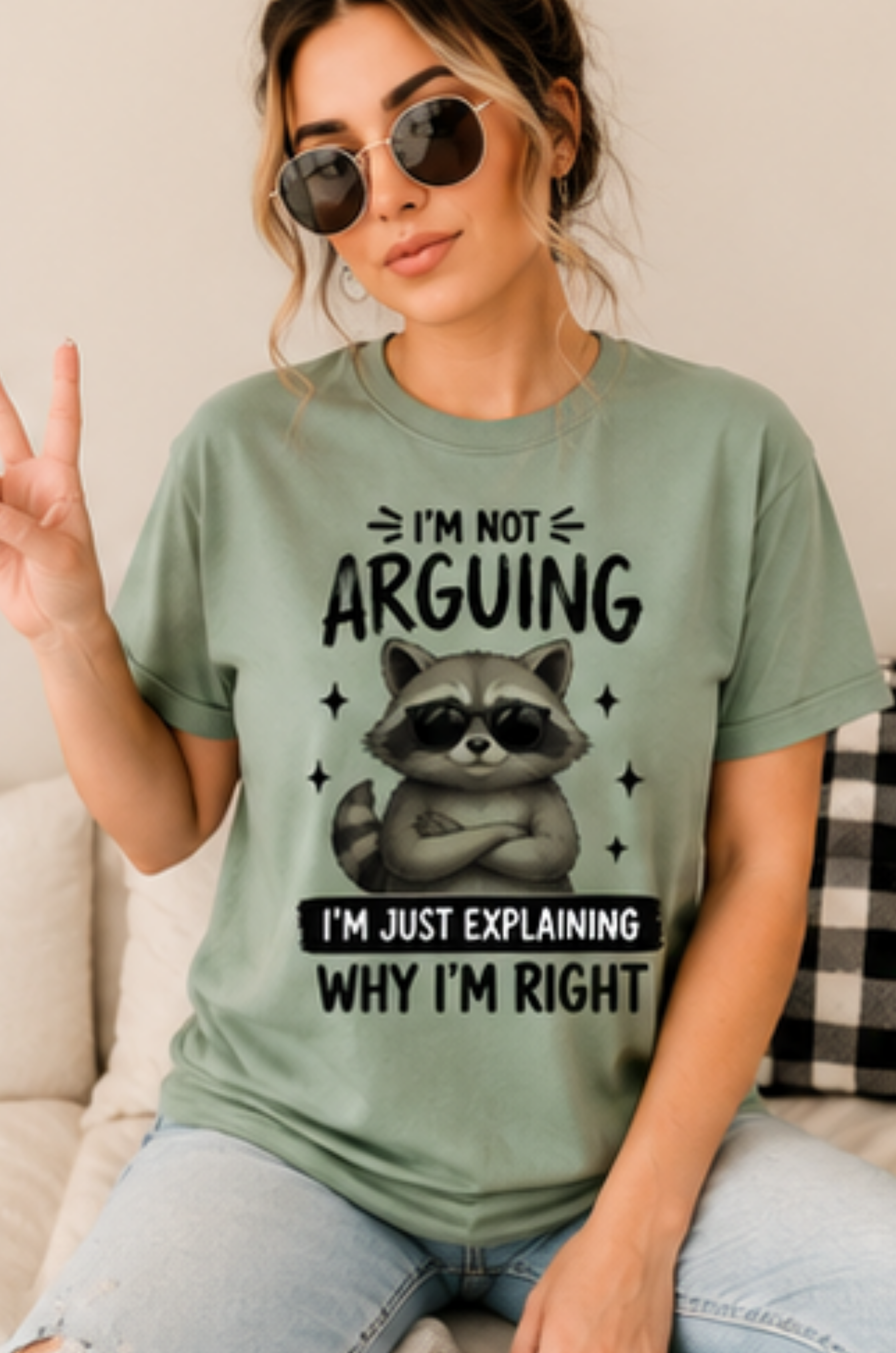 I'm Not Arguing I'm Just Explaining Why I'm Right Tee